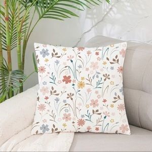 Floral decorative throw pillow